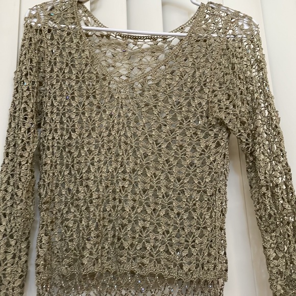 Dressy Top - Picture 4 of 6